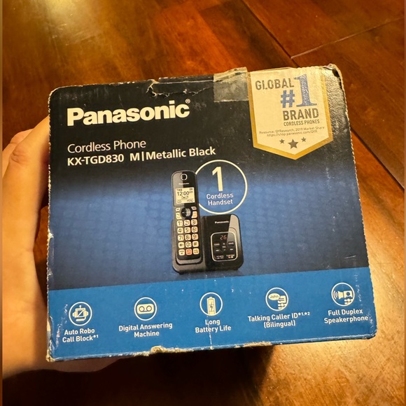 Panasonic cordless phone with base, model KX-TGD830. New in box. - Picture 7 of 9